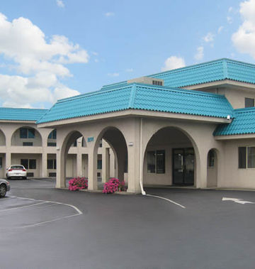 Timberland Inn & Suites