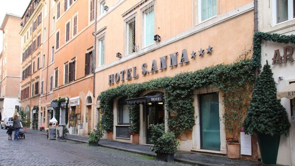 Sant Anna Hotel Exterior