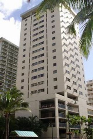 VIVE Hotel Waikiki