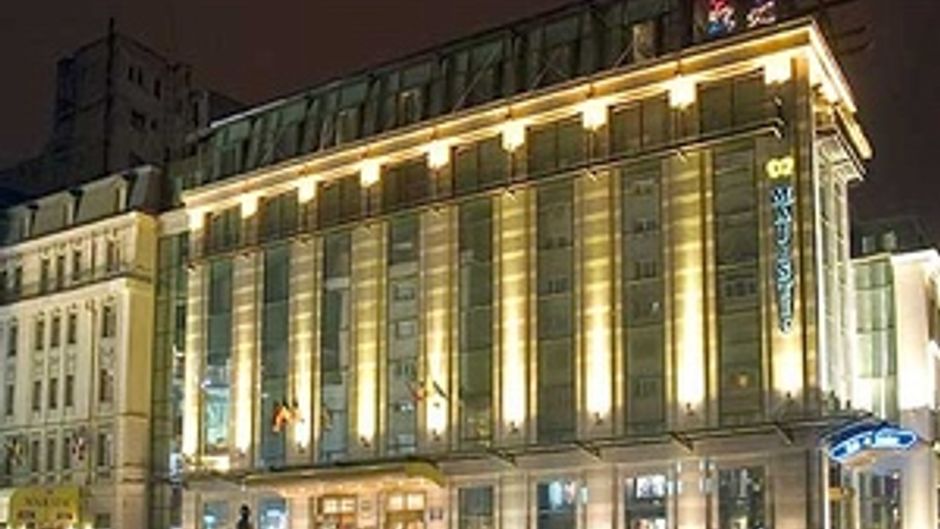 Ramada Bucharest Majestic Hotel Exterior