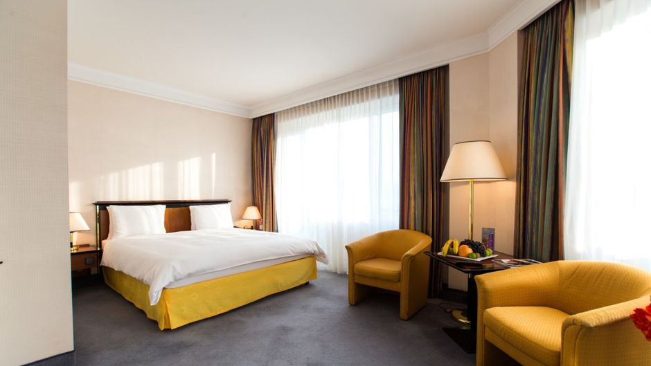 Rahat Palace Hotel Room