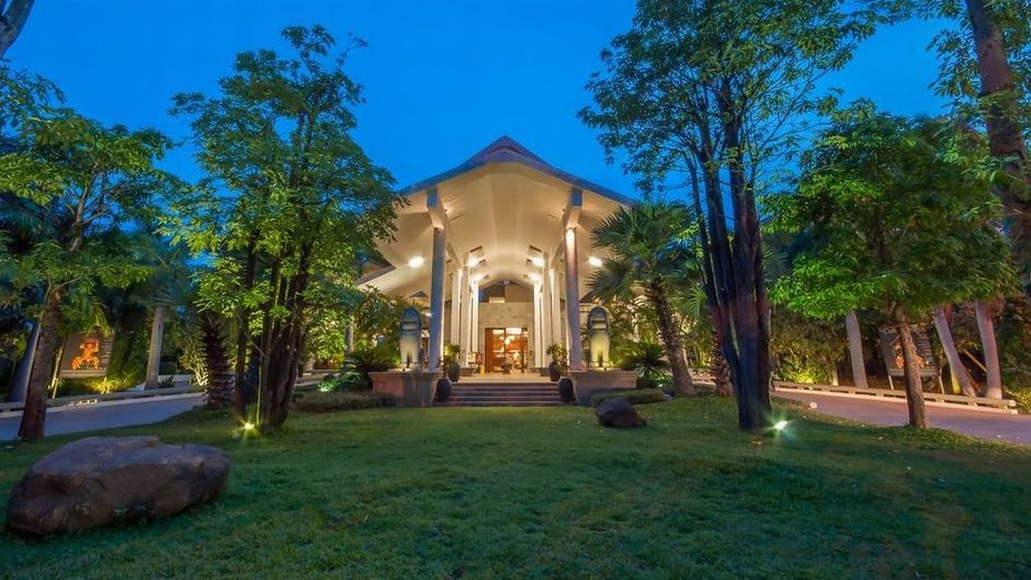 Borei Angkor Resort & Spa Exterior
