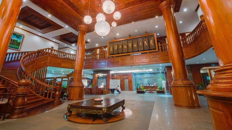Borei Angkor Resort & Spa Lobby