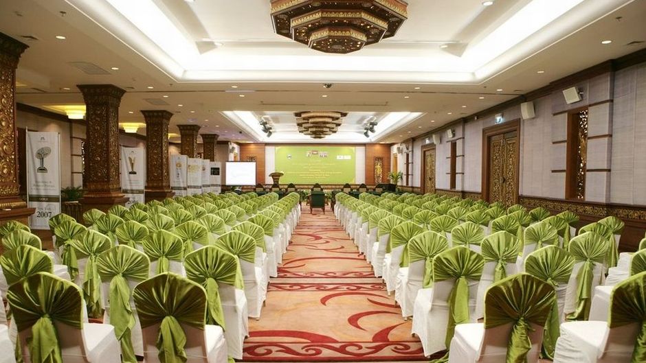 Borei Angkor Resort & Spa Meeting