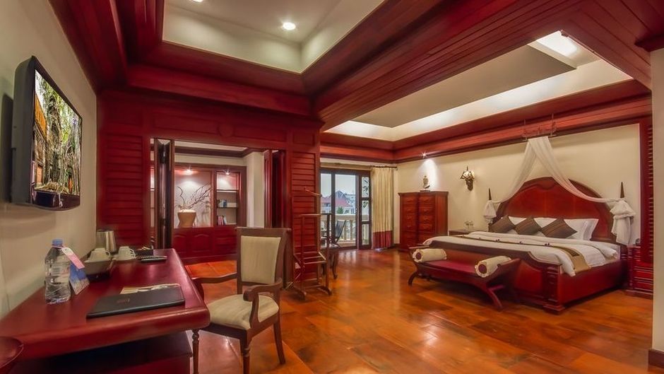 Borei Angkor Resort & Spa Suite