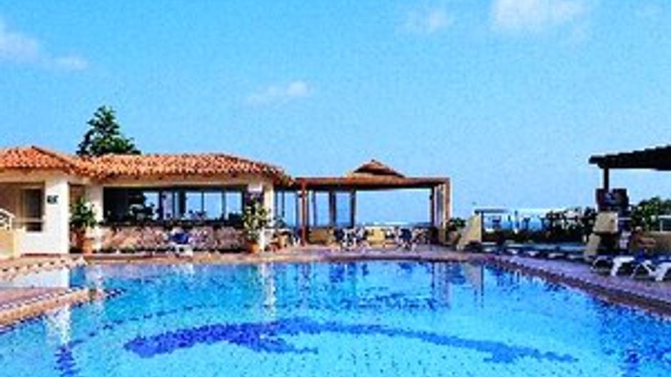 Castello Boutique Resort Spa Pool