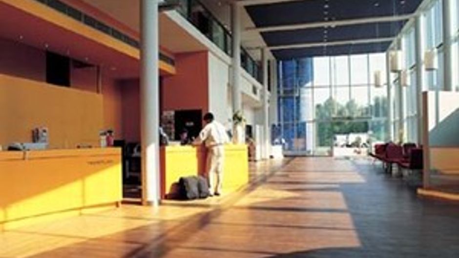 ATLANTIC Hotel Universum Lobby