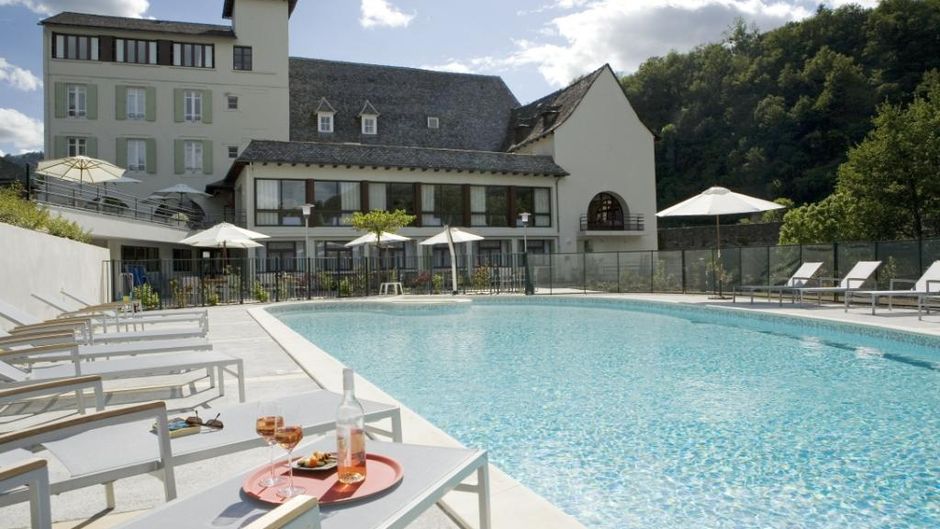 Hotel La Riviere Exterior
