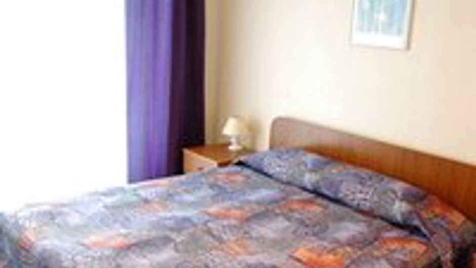 Annushka Hotel Room