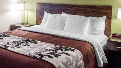Sleep Inn and Suites Roseburg