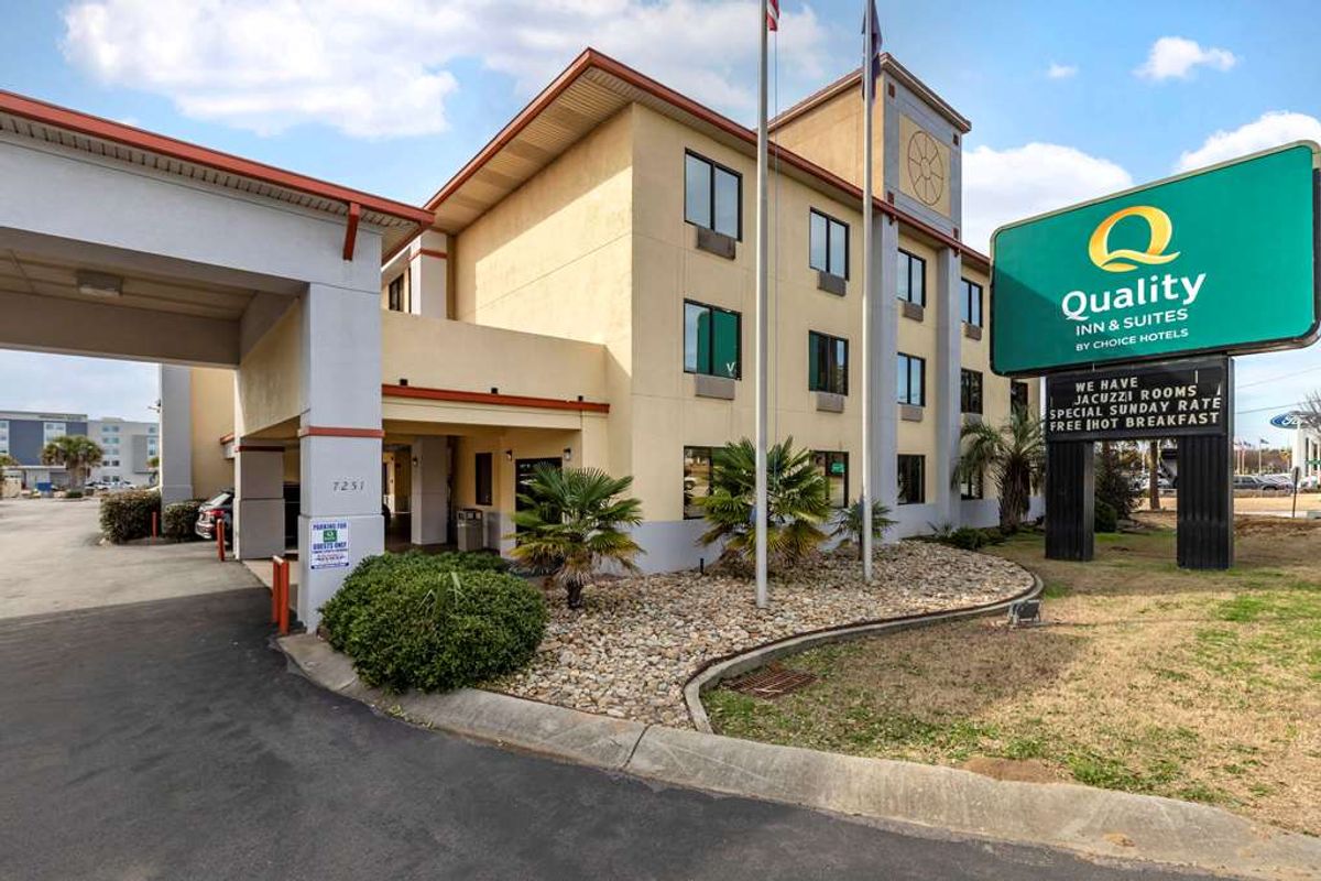 Comfort Inn and Suites, Choice Hotels