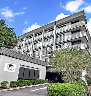 Grand Hilton Head Inn, an Ascend Hotel- First Class Hilton ...