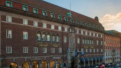 Clarion Hotel Grand