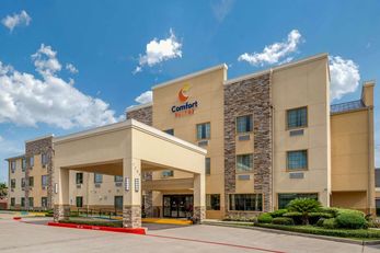 Comfort Suites