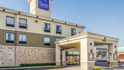 Sleep Inn & Suites