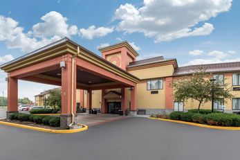 Quality Inn & Suites Brownsburg