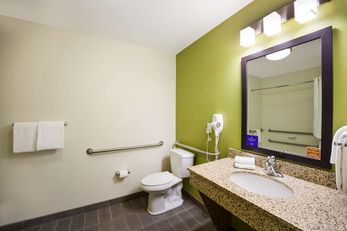Sleep Inn & Suites