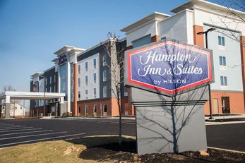 Hampton Inn & Suites Warrington