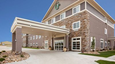 GrandStay Hotel & Suites Valley City