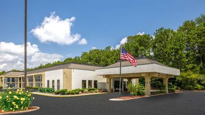 Baymont Inn & Suites Columbus