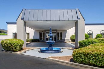 Quality Inn & Suites Laurel