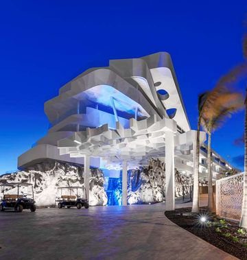 Royal Hideaway Corales Suites