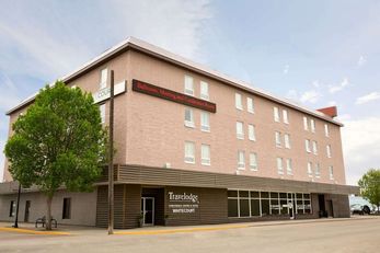Travelodge Conference Ctr & Suites