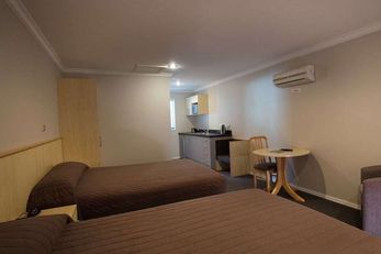 The Hotel Nelson