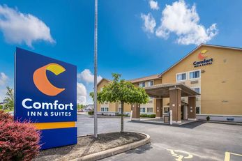 Comfort Inn & Suites of Fairborn