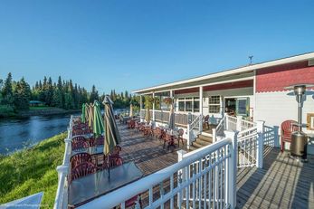 River's Edge Resort Cottages