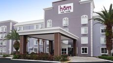 Hom Hotel & Suites, a Trademark Hotel
