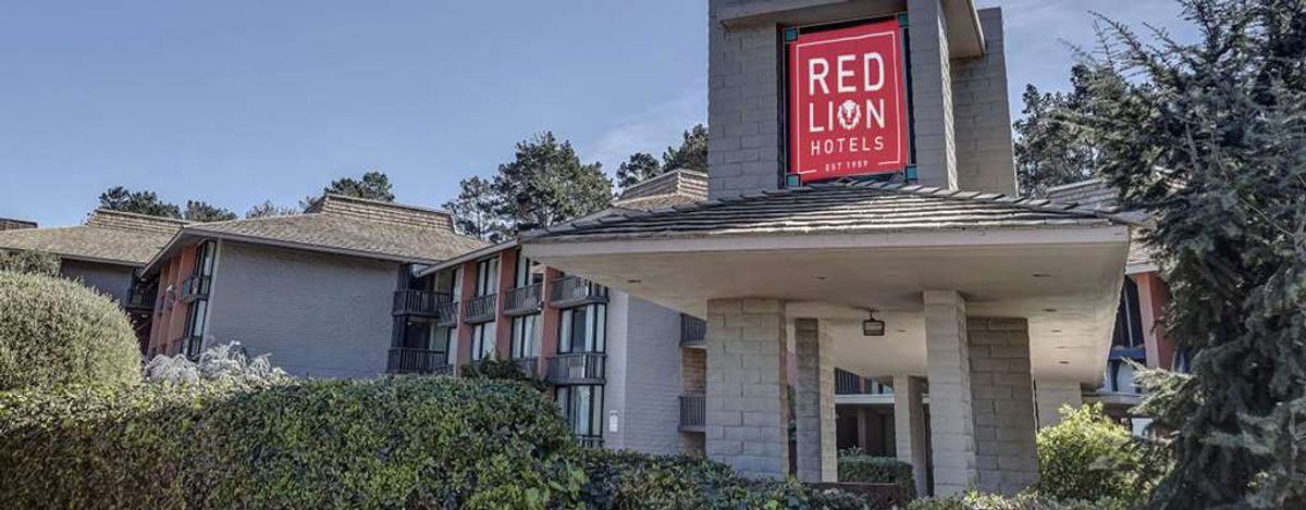 Red Lion Hotel Monterey Monterey Ca Hotels First Class Hotels In Monterey Gds Reservation Codes Travelage West