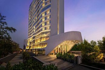 DoubleTree by Hilton Ahmedabad