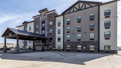 Sleep Inn & Suites