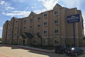 Microtel Inn & Suites College Station