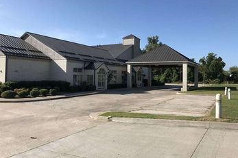 Days Inn by Wyndham Grove