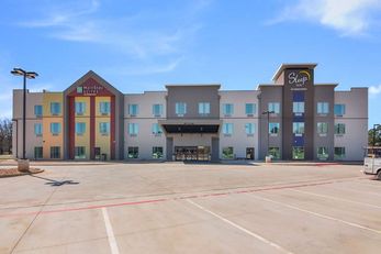 MainStay Suites