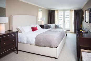 Portland Regency Hotel & Spa
