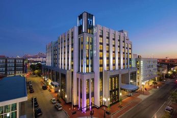 Higgins Hotel & Conference Center