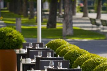 Hotel Angleterre & Residence