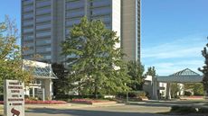 Somerset Inn