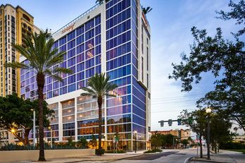 Canopy by Hilton West Palm Beach Dwntn