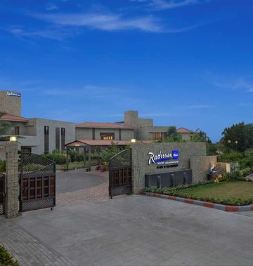 Radisson Blu Resort Visakhapatnam- Deluxe Visakhapatnam ...