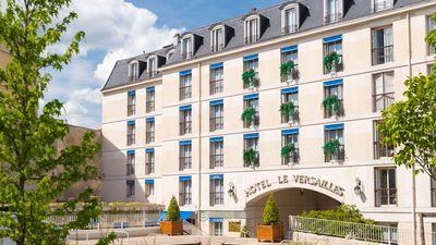 Le Versailles Hotel