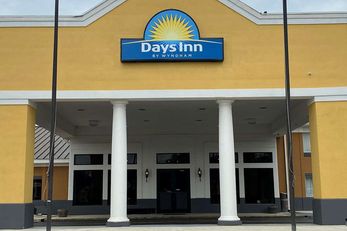 Days Inn by Wyndham Dothan