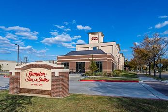 Hampton Inn & Suites Keller