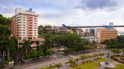 Ha Long Plaza