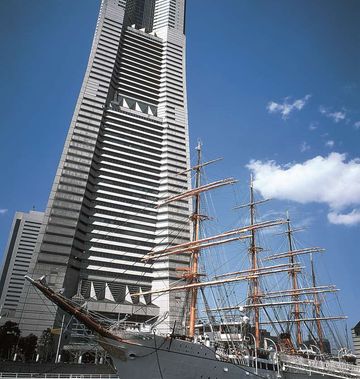 Yokohama Royal Park Hotel