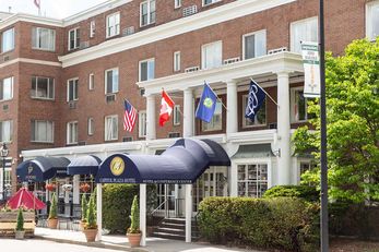 Capitol Plaza Hotel, Tapestry by Hilton