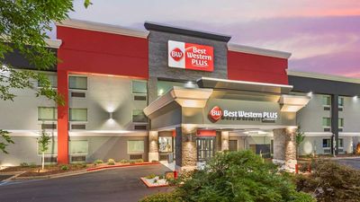Best Western Plus Magnolia Inn & Suites